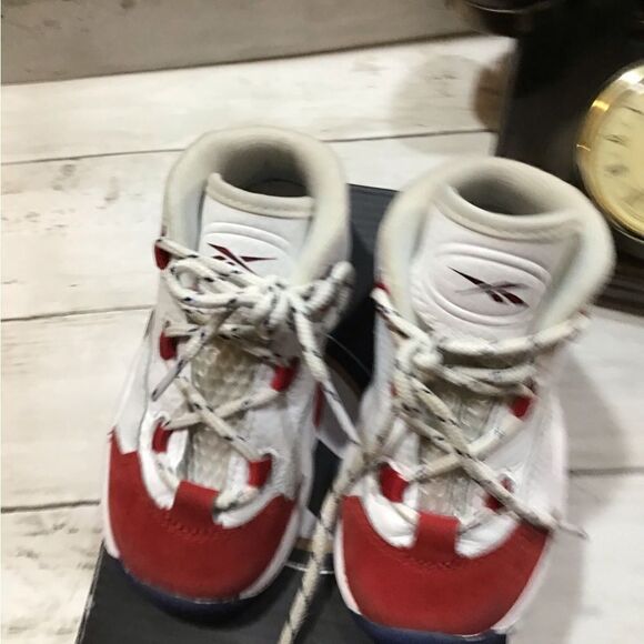 Boys Reebok Question Mid sneakers size 7 - Picture 3 of 7